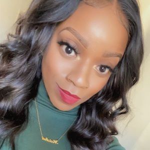 Meet your Posher, Meisha